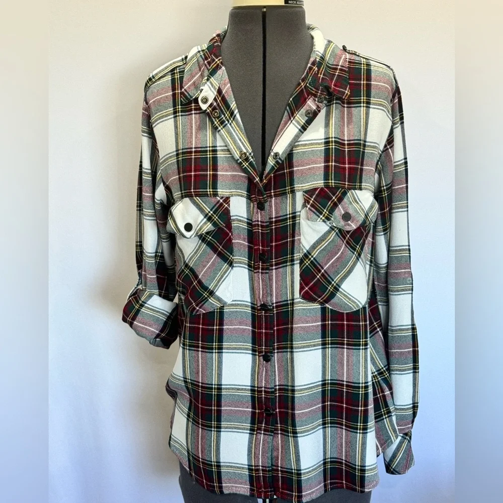 Sanctuary Boyfriend Flannel Snap Front Red White and Navy Plaid Shirt Si… - Picture 1 of 8